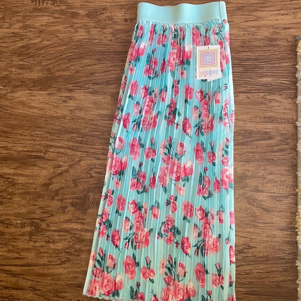 LuLaRoe Jill skirt NWT